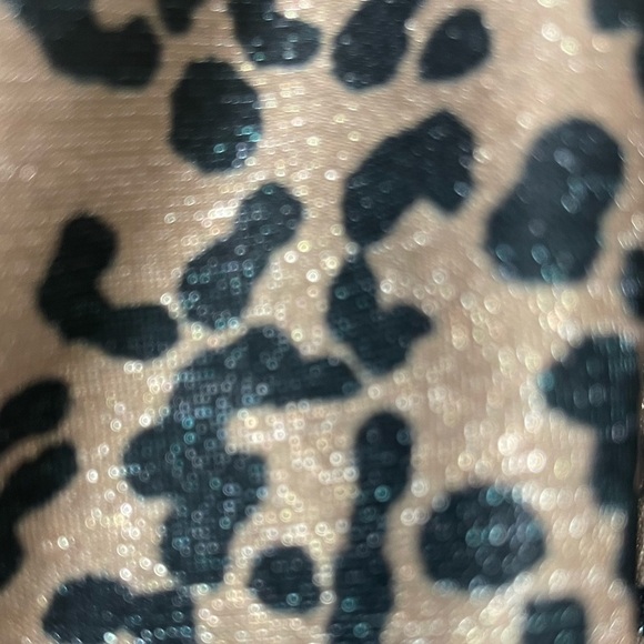 NWT $190R. Bond by Bond-Eye Def Leopard In The Loop 1-Piece Swimsuit. XS - Picture 10 of 12